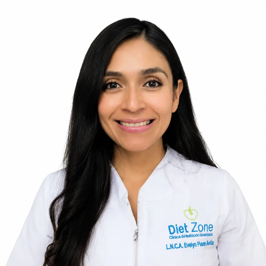 Evelyn Flores — Nutricionista, Maestría