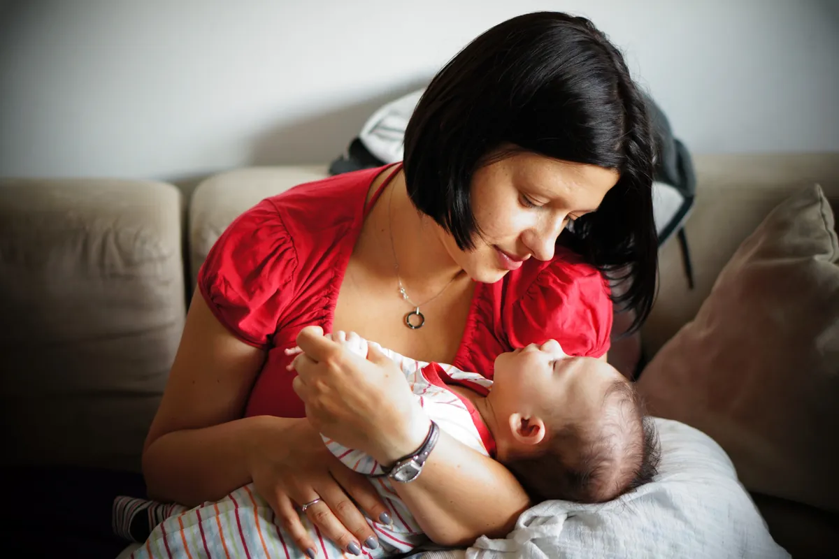 What are the benefits of breast milk?