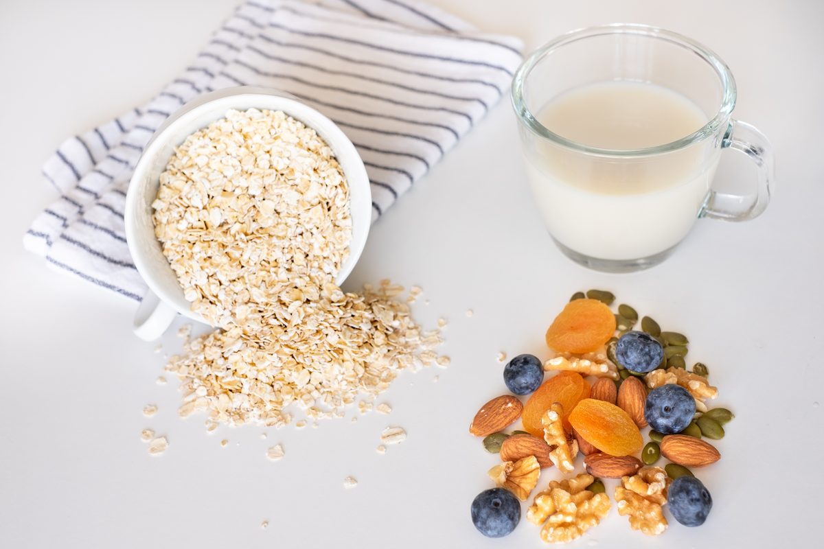 What should my diet be while I’m breastfeeding?