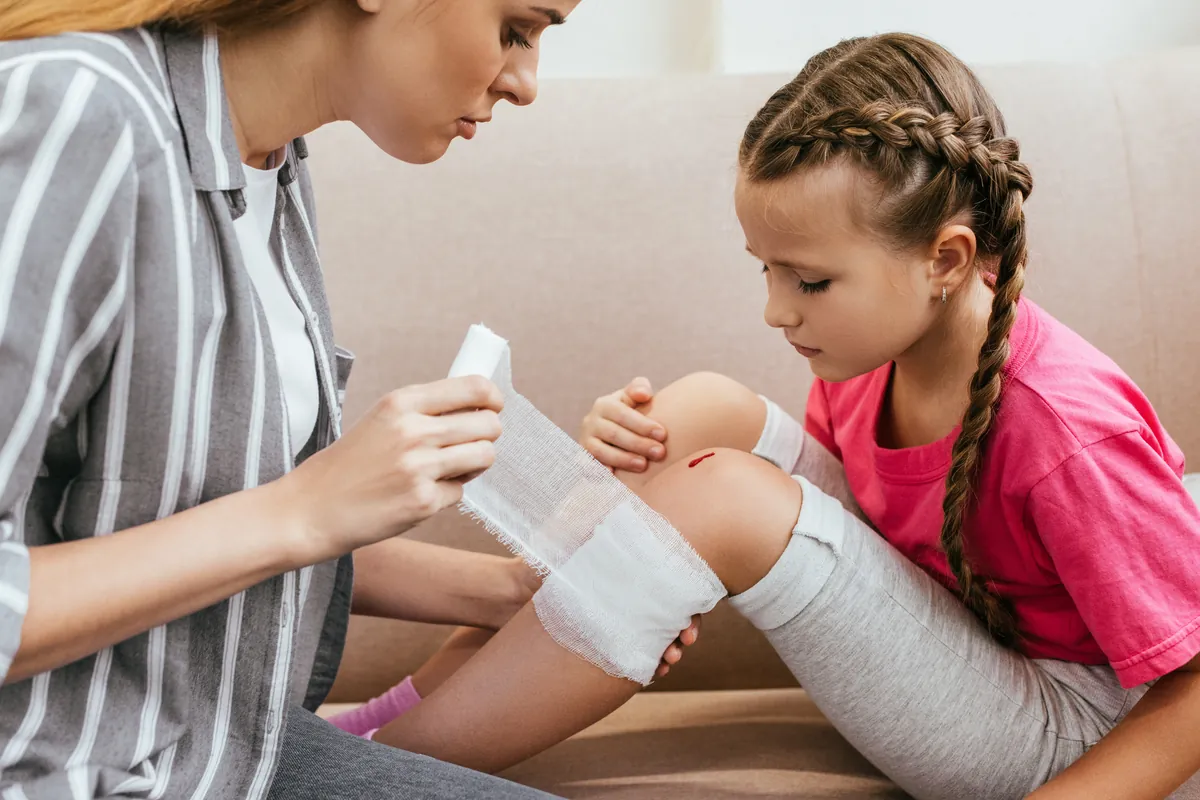 How to take care of cuts and scratches