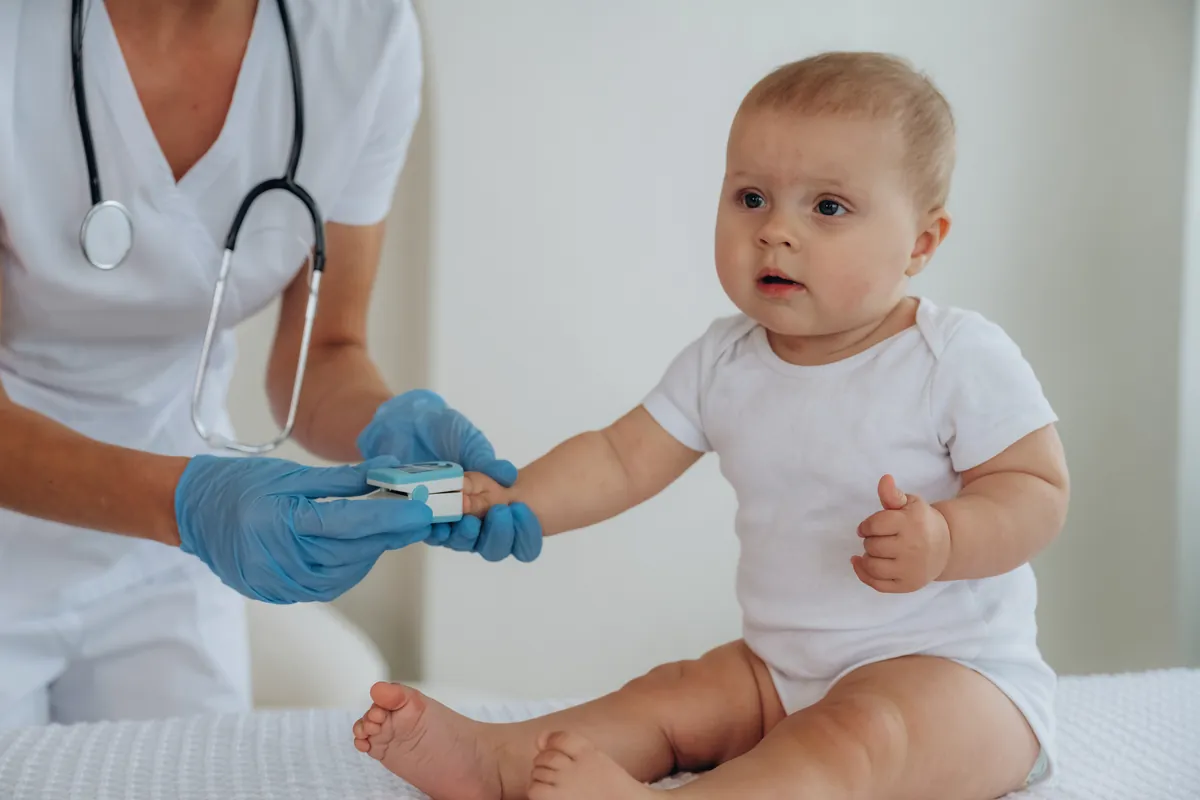 Ear infection: Symptoms and Treatment