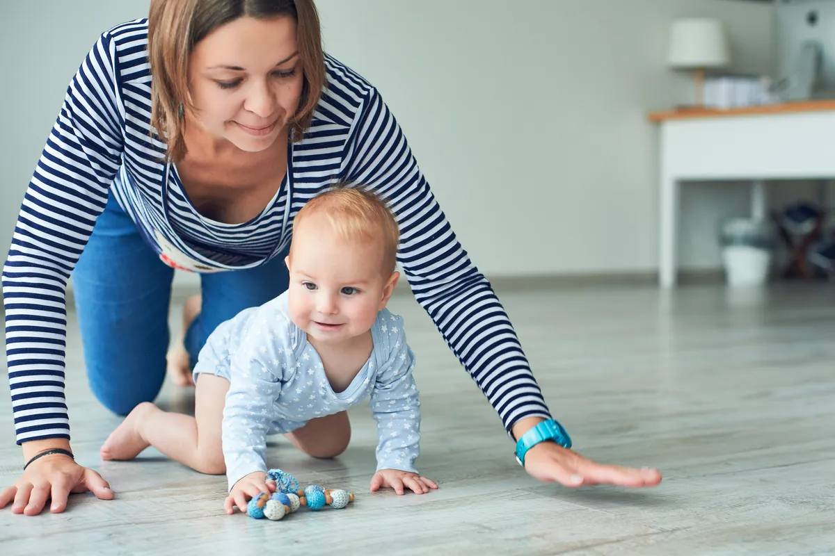 6 tips to support your baby’s crawling skills 