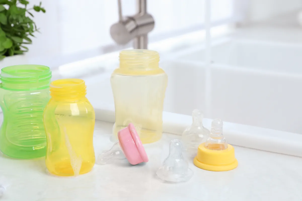 Does frozen breast milk taste different