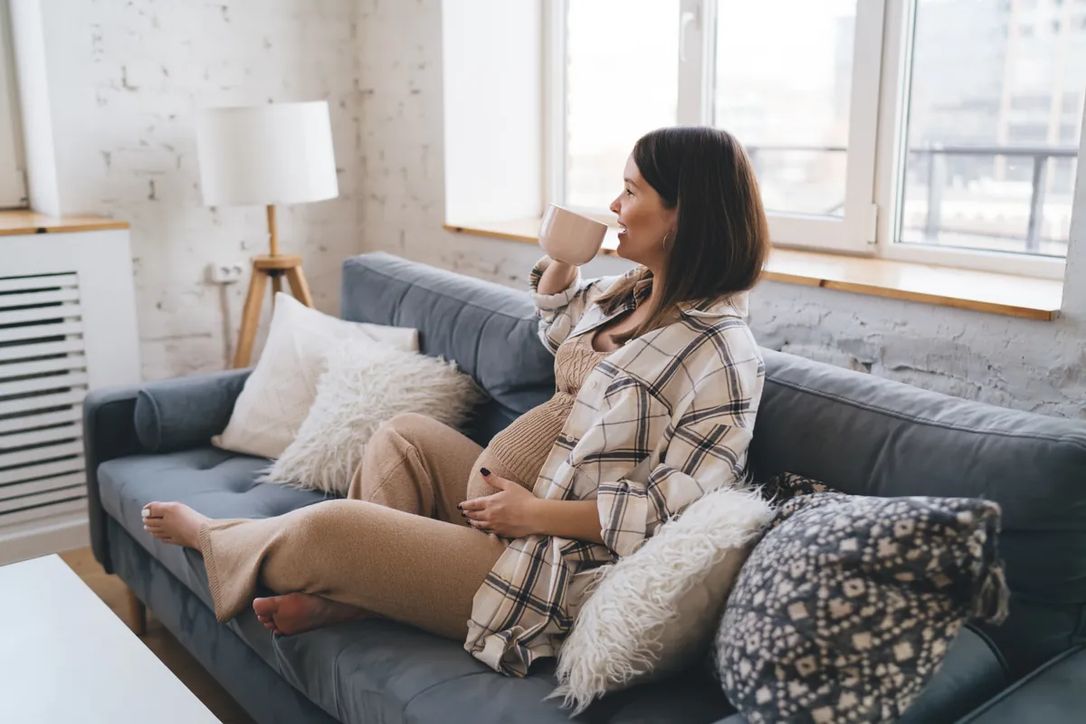 How can I have a happy and healthy pregnancy?