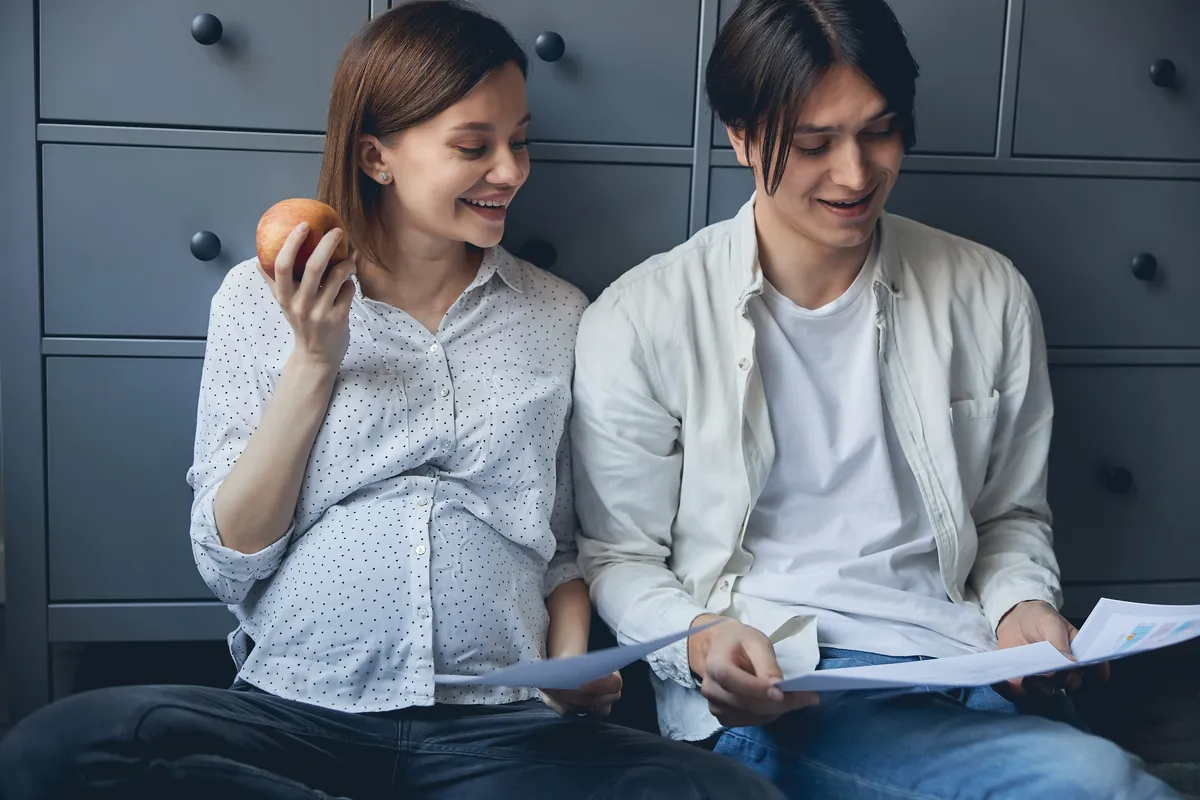 What are the main myths of motherhood?