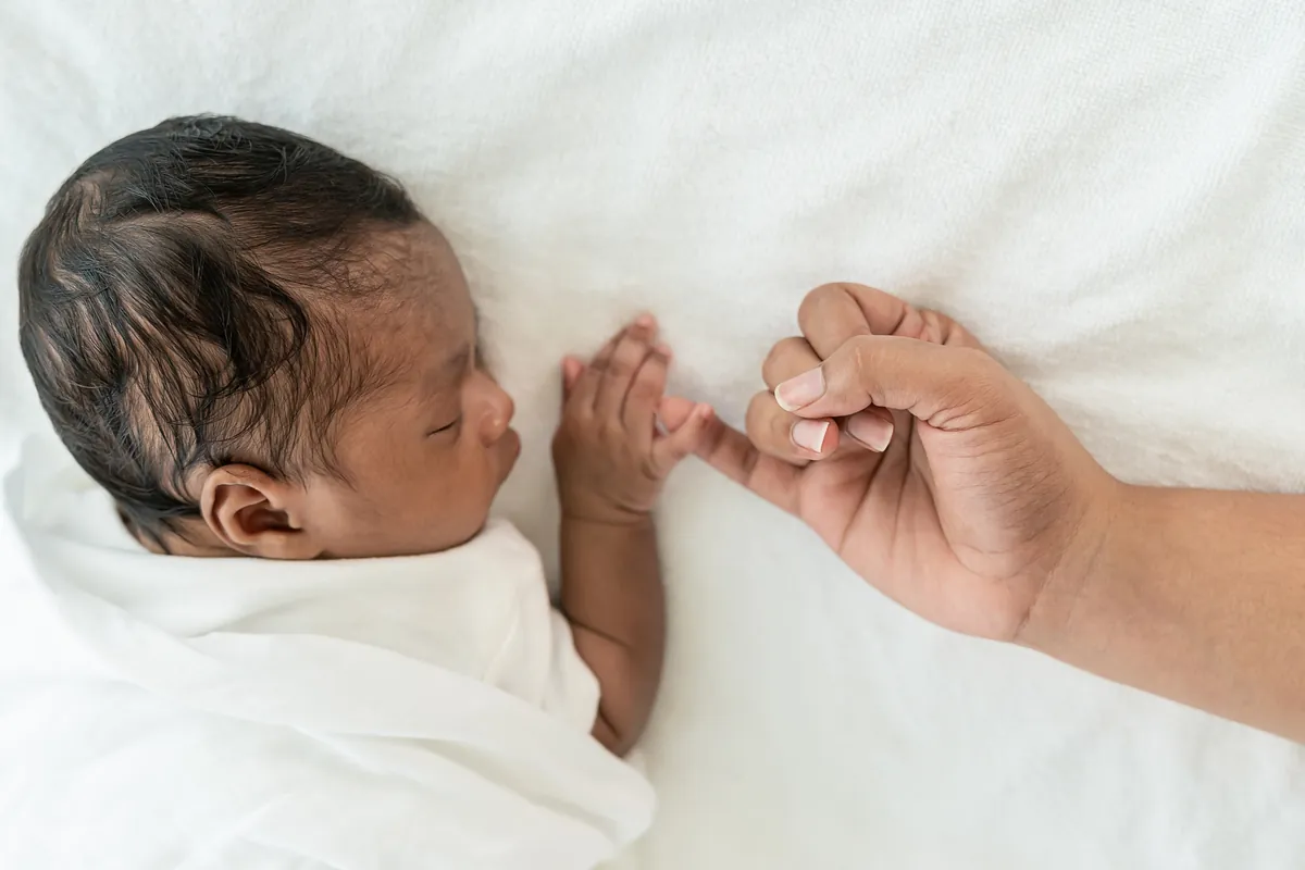 What are the newborn reflexes?