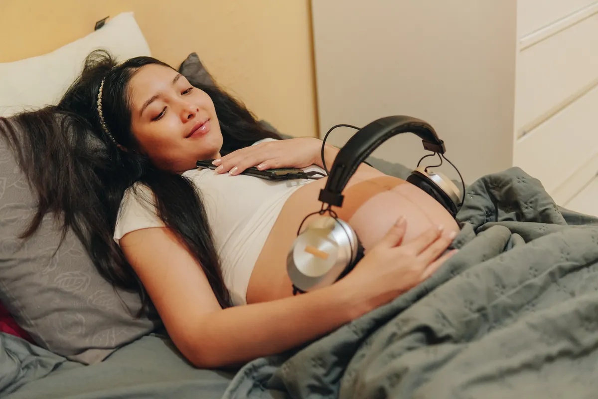 What do scientists say about prenatal stimulation?