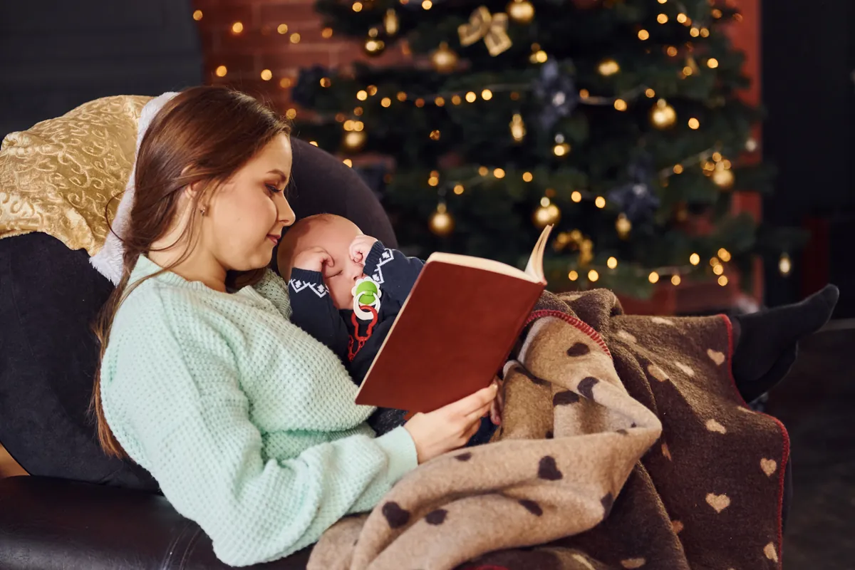 How to Read to your Newborn