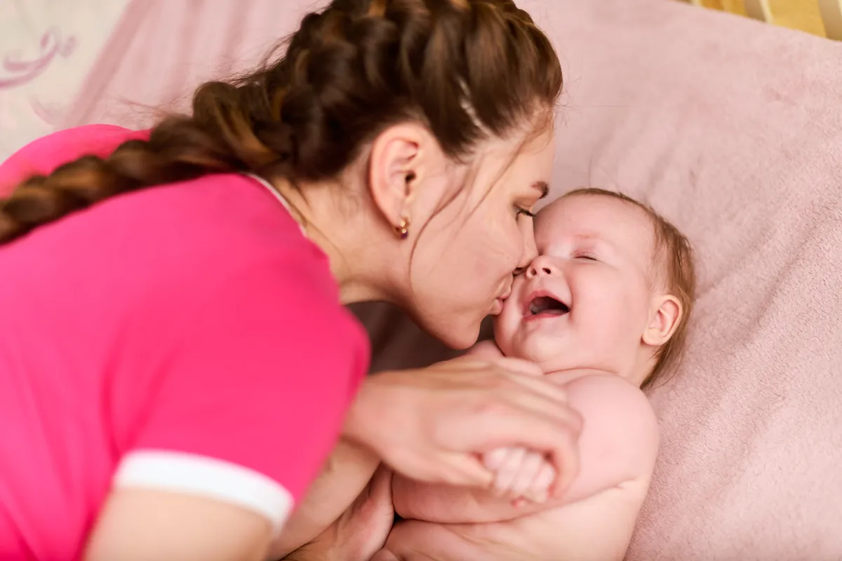 How to foster a secure attachment in your baby?