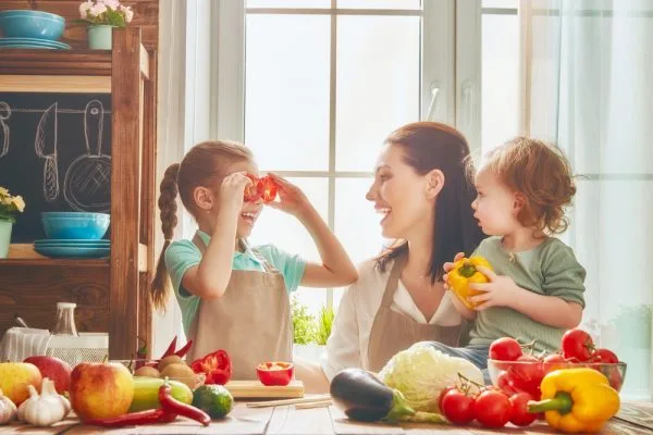 5 Feeding facts: What should parents know?